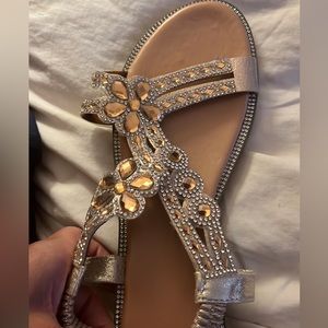 Rhinestone Floral Pattern Casual Sandals
